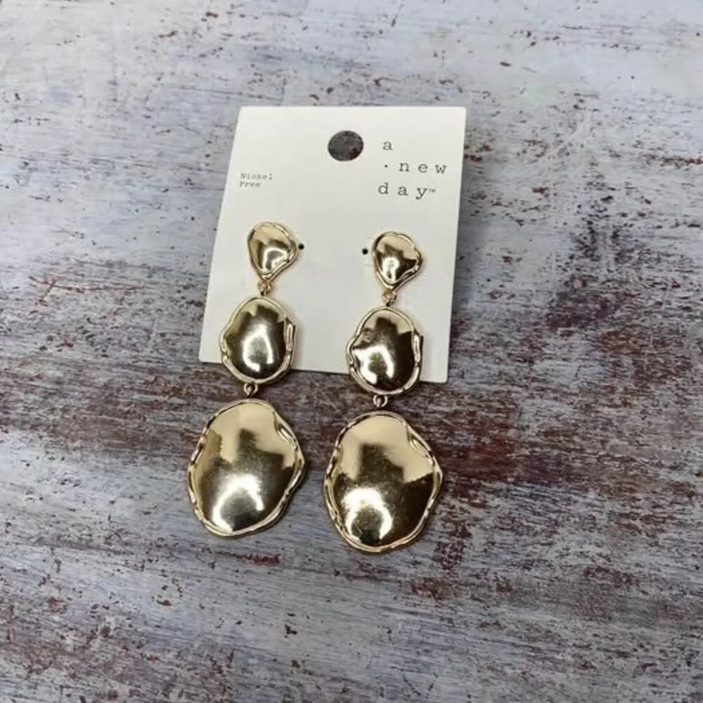 A New Day Target Dangle Statement costume jewelry earrings￼